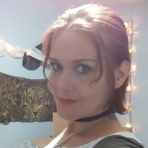 Meet your Posher, Gloria